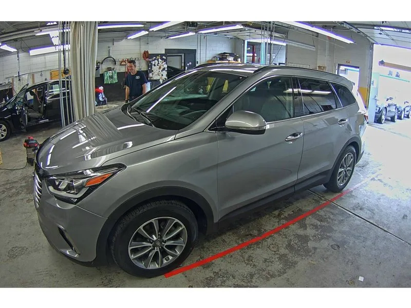 Dealer photo editing example 10 — before editing