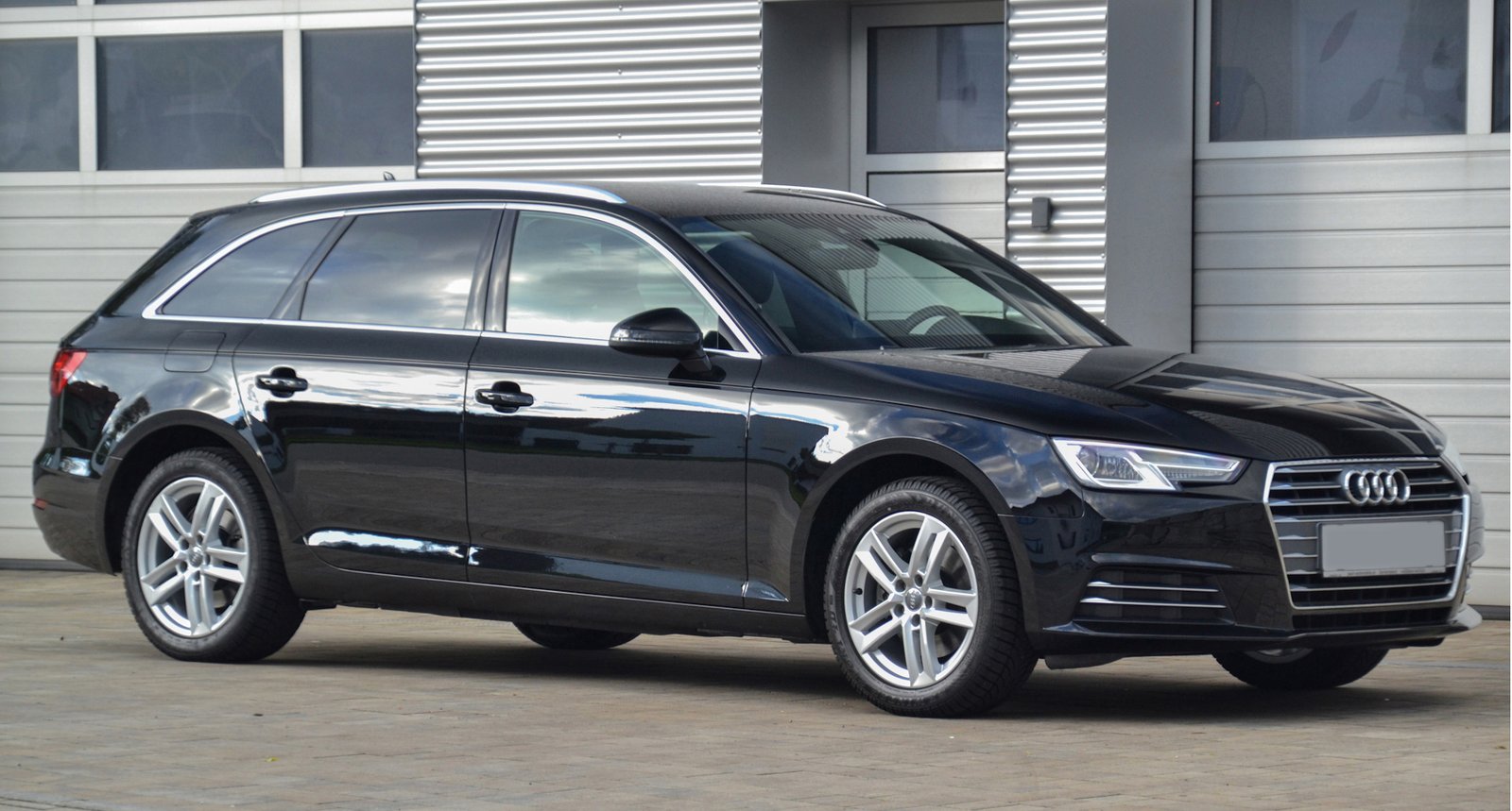 Car Lighting & Exposure Correction example 1 - car photo before professional editing by Cars Photo Editor