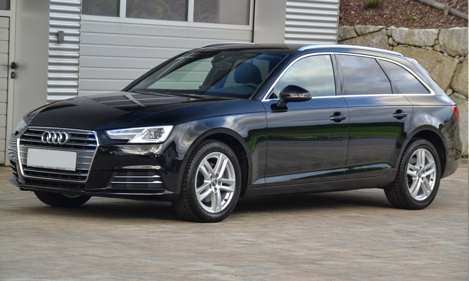 Car Lighting & Exposure Correction example 7 - car photo before professional editing by Cars Photo Editor