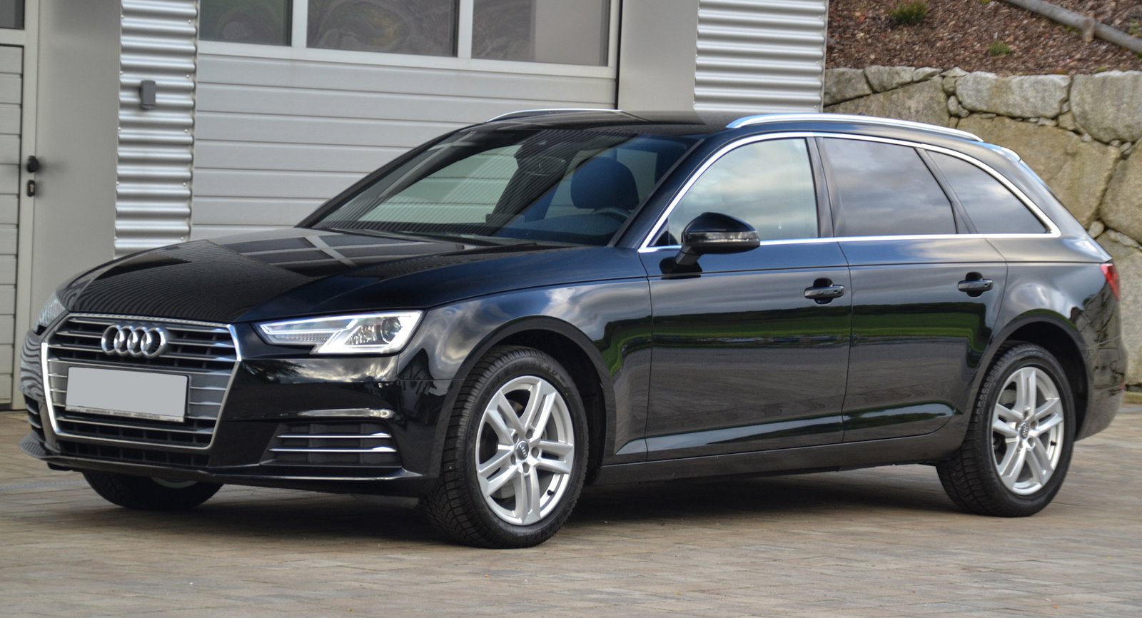 Text & Banner Adding / Promotional Graphics example 7 - car photo before professional editing by Cars Photo Editor